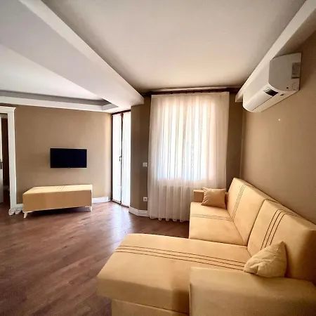Havyar Luxury Apartmán *